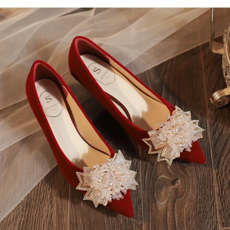 

Французские свадебные туфли с цветком из стразов, женские 2025 новые, изящные, с блестками, на рюмке и высоком каблуке, свадебное платье, туфли-кристаллы для ношения двумя способами 42 бордовый