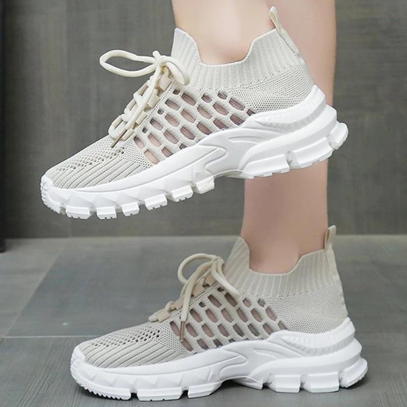 Fashion Spring Autumn Breathable Mesh Sneakers Woman Non-Slip Lightweight Solid Sports Shoes Women Casual Plus Size Lace Up Shoes Female