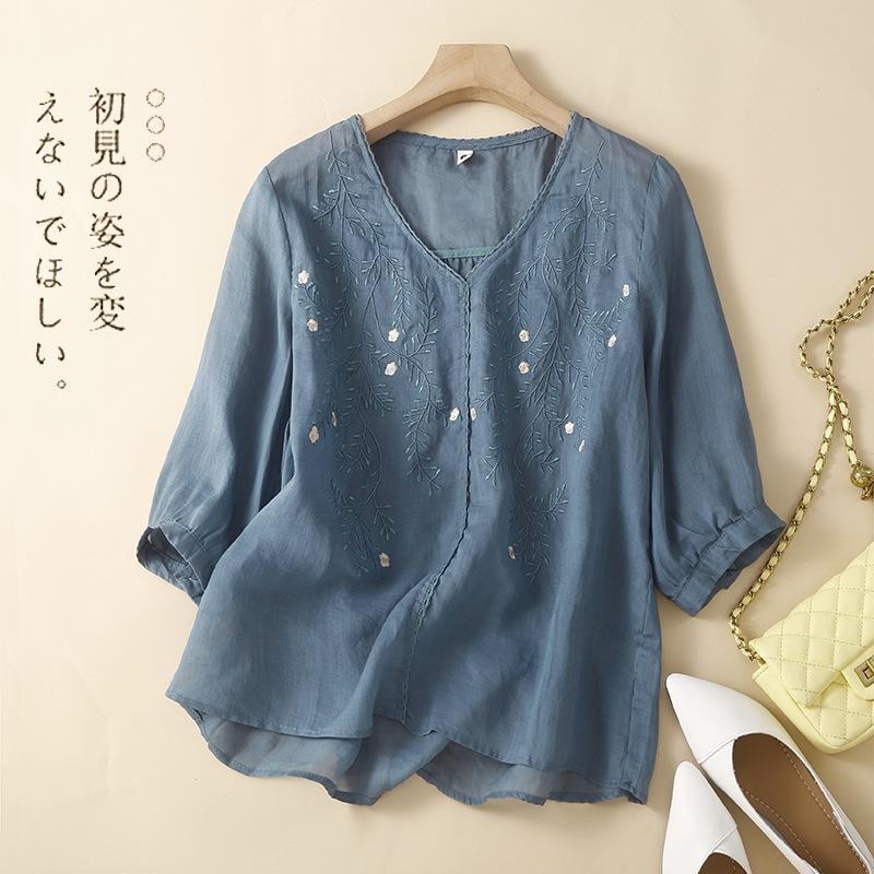 V-neck Five-quarter-sleeved Embroidered Cotton and Linen Shirt for Women's 2025 Summer New Thin Top with Loose Temperament and Beautiful Shirt