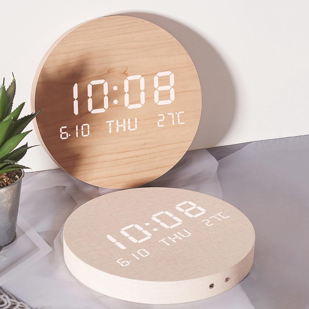 LED Digital Veggklokke Temperatur/Dato/Tid Multifunksjonsvisning Stille Vekkerklokke for Soverom Stue Hengende Klokke