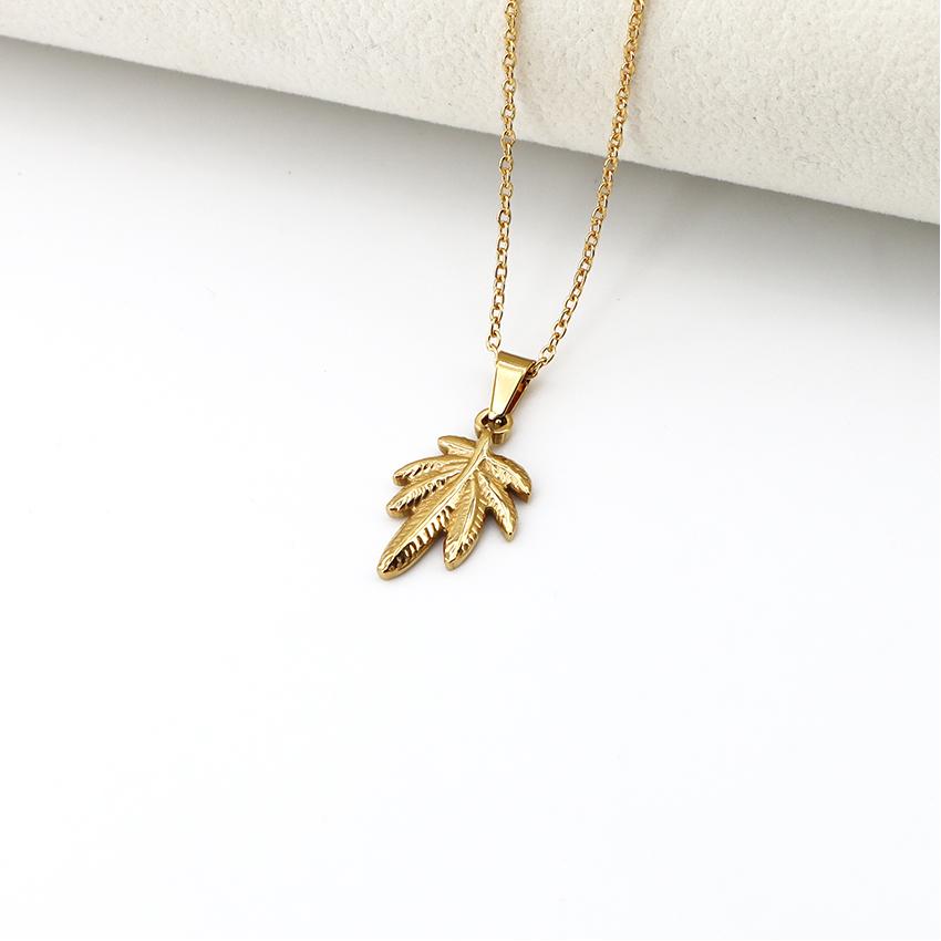 Fashion Trend Original Stainless Steel Jewelry Gold-plated Leaves Hexagonal Star Rose Pendant Necklace