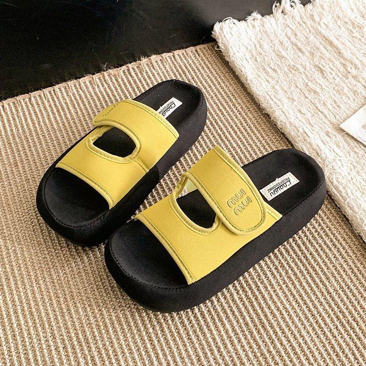 Small Height-increasing Platform Slippers Women's Summer Wear 2025 New Internet Celebrity Velcro Cool Slippers Beach Flip