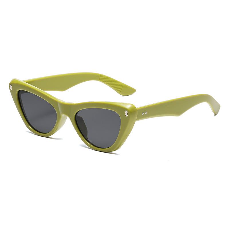 4702 Personalized Cat'S Eye Retro Sunglasses 2024 Fashionable Rice Nails Plain And Thin Glasses, Fashionable Street Sunglasses