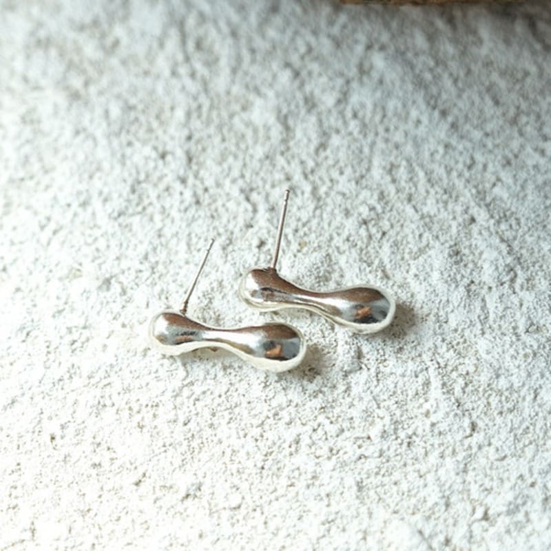 REINDEER GROTTO EARRING 06