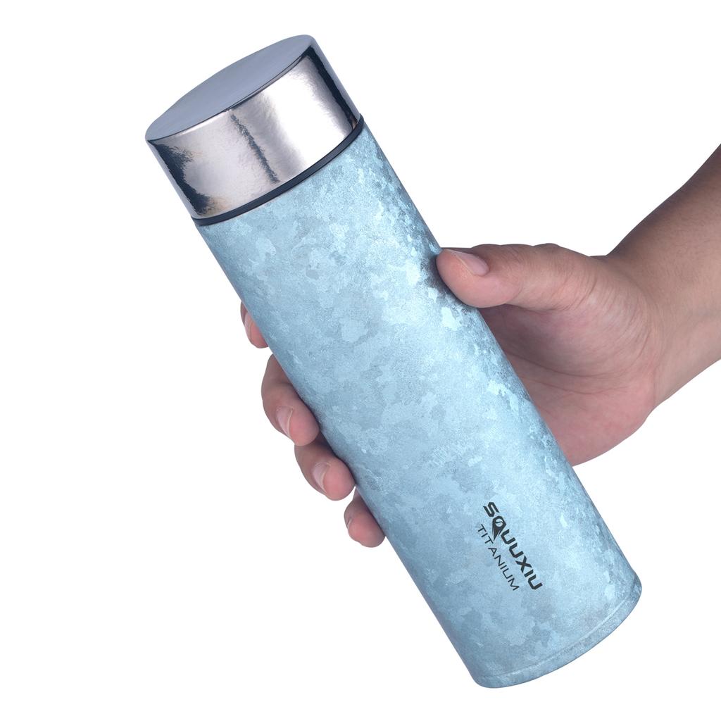 Lättvikts Reseisolerad Vattenflaska 450ml Titan Vakuumflaska med Te-filter Utomhus Metall