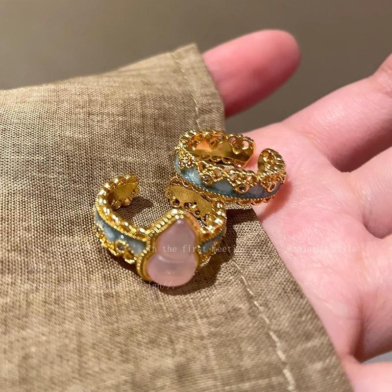Honeycomb Lace Vintage Open Ring for Women - High-end, Luxurious Finger Ring with Elegant Style, Suitable for The Index Finger.