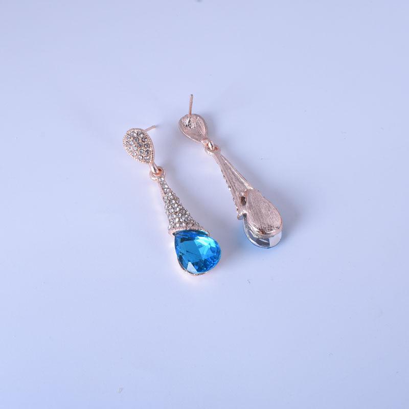 Women's Teardrop Crystal Bridal Earrings in Red