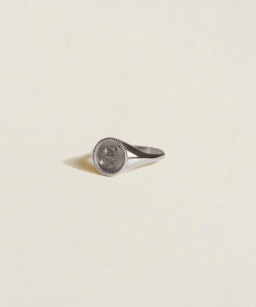 Neueblute Eclipse Ring