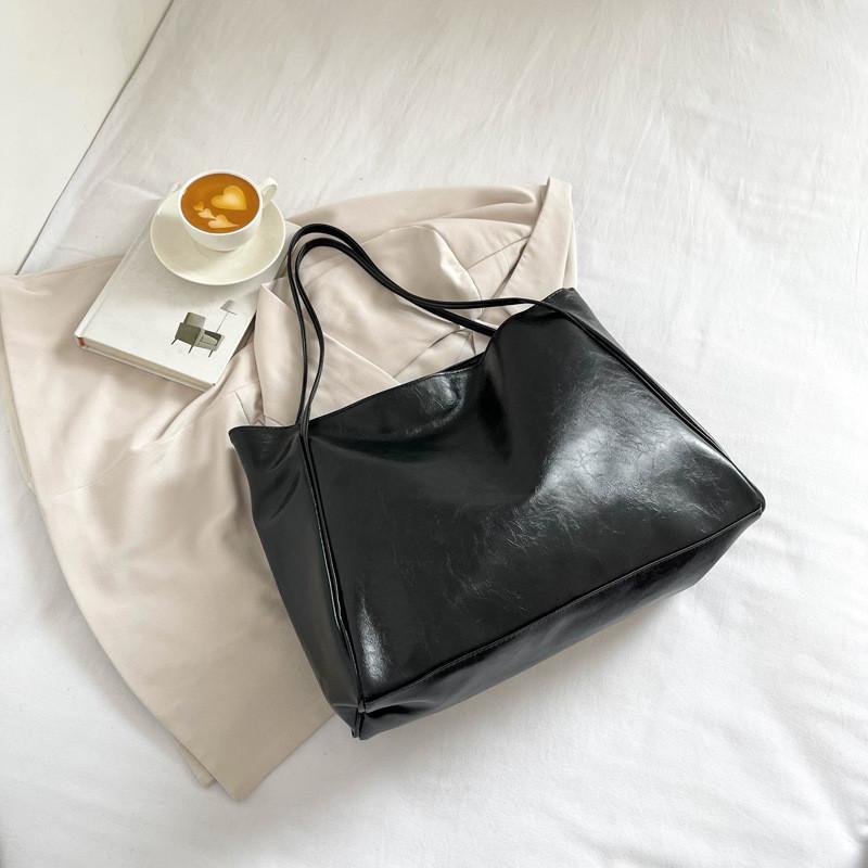 Stylish Large Capacity Pu Tote Bag For Women 2023 Retro Trendy Handbag