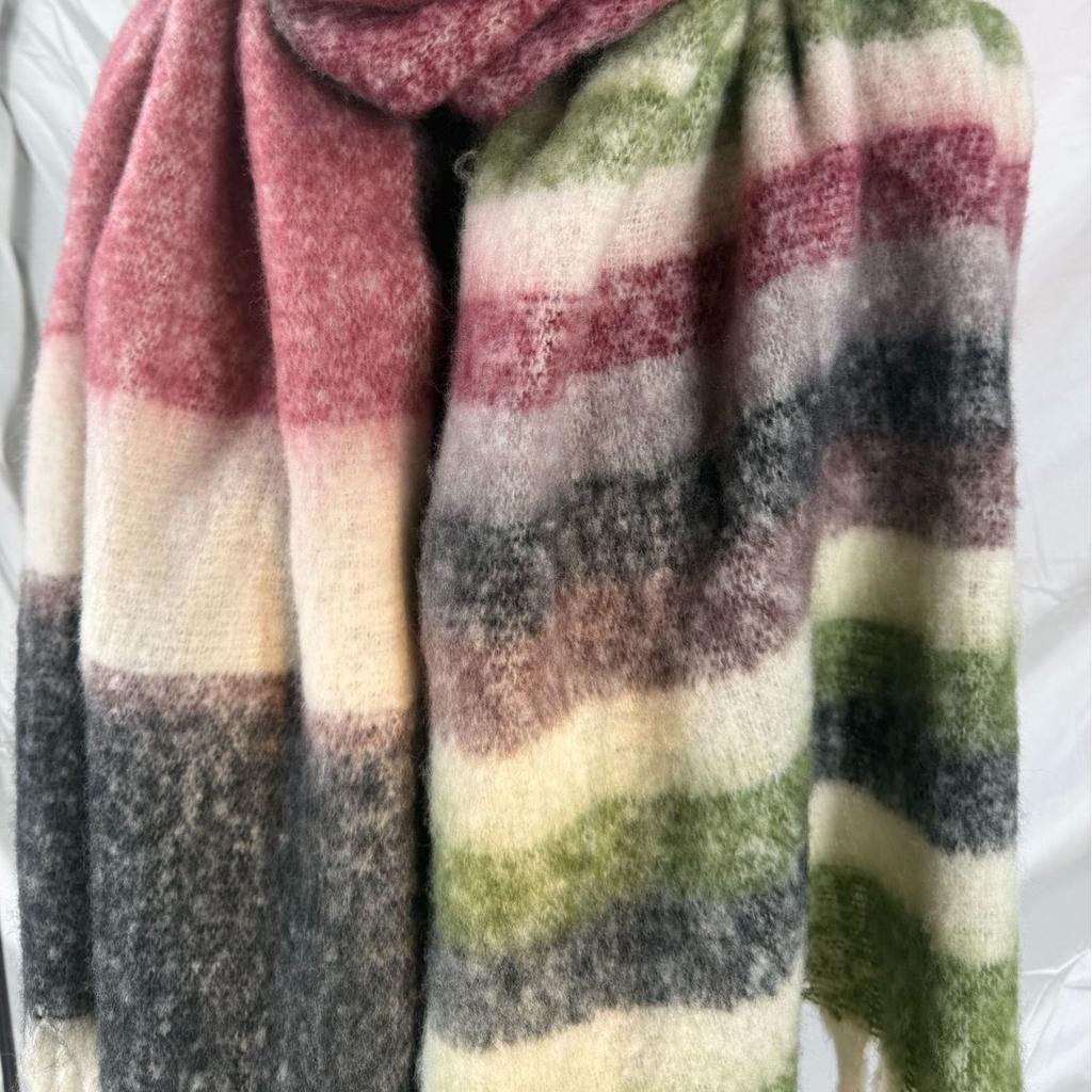 Shawl scarf niche design high sense contrasting color scarf scarf fringed shawl