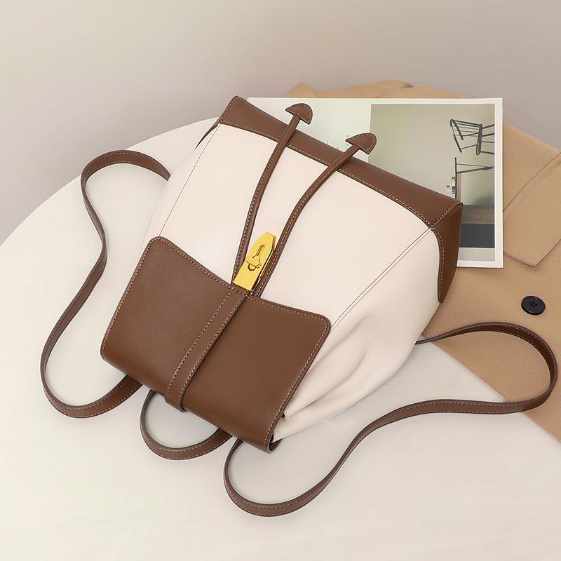 Backpack Female Design Fashion Schoolbag Junior High School Students College Casual Leather Backpack