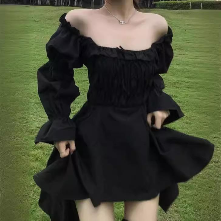 Spring and Summer Skinny Spice Girl Shoulder Black Hepburn Style Princess Dress Women's Niche Chic Design Sexy Short Dress