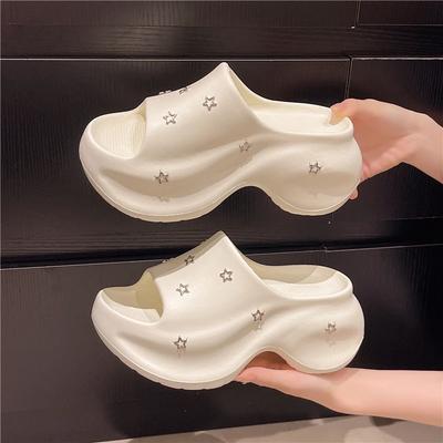 Niche Star 2025 Zomer Nieuwe Casual Slippers Mode en Veelzijdig Platform Verhogend Lichtgewicht Dames Buitensandalen
