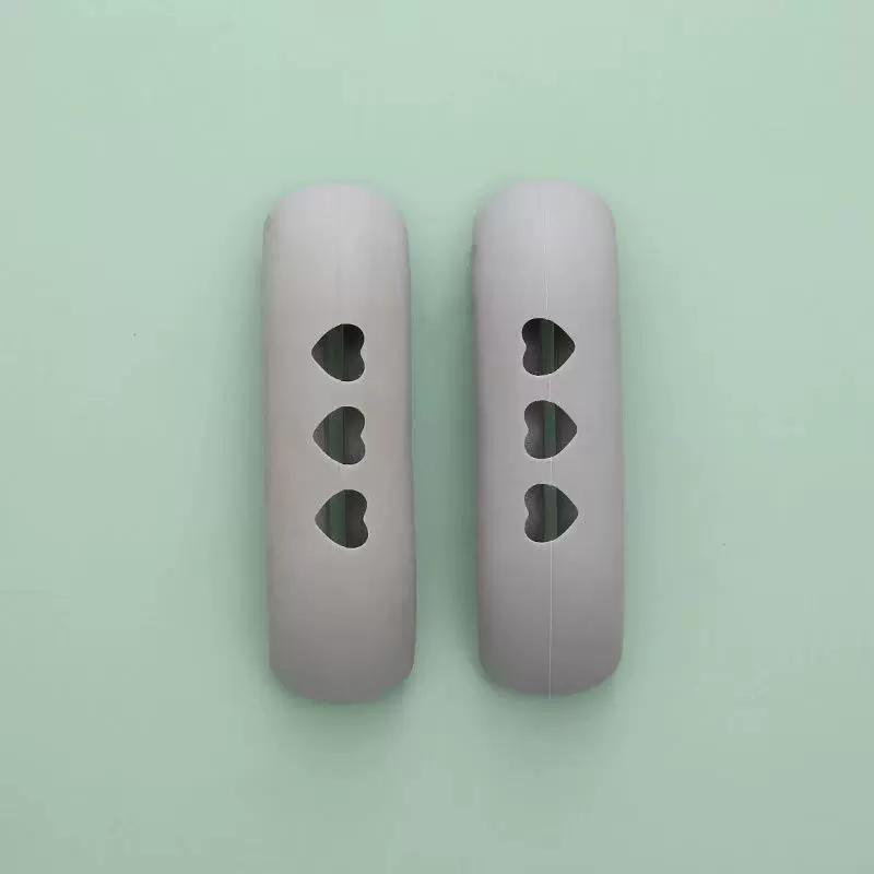 2pcs Silicone Pot Handle Cover, Creative Hollow Out Heart Detail Anti Scald Anti Slip Pot Handle Protector For Kitchen/Kitchen Gadgets/Oven Mitts