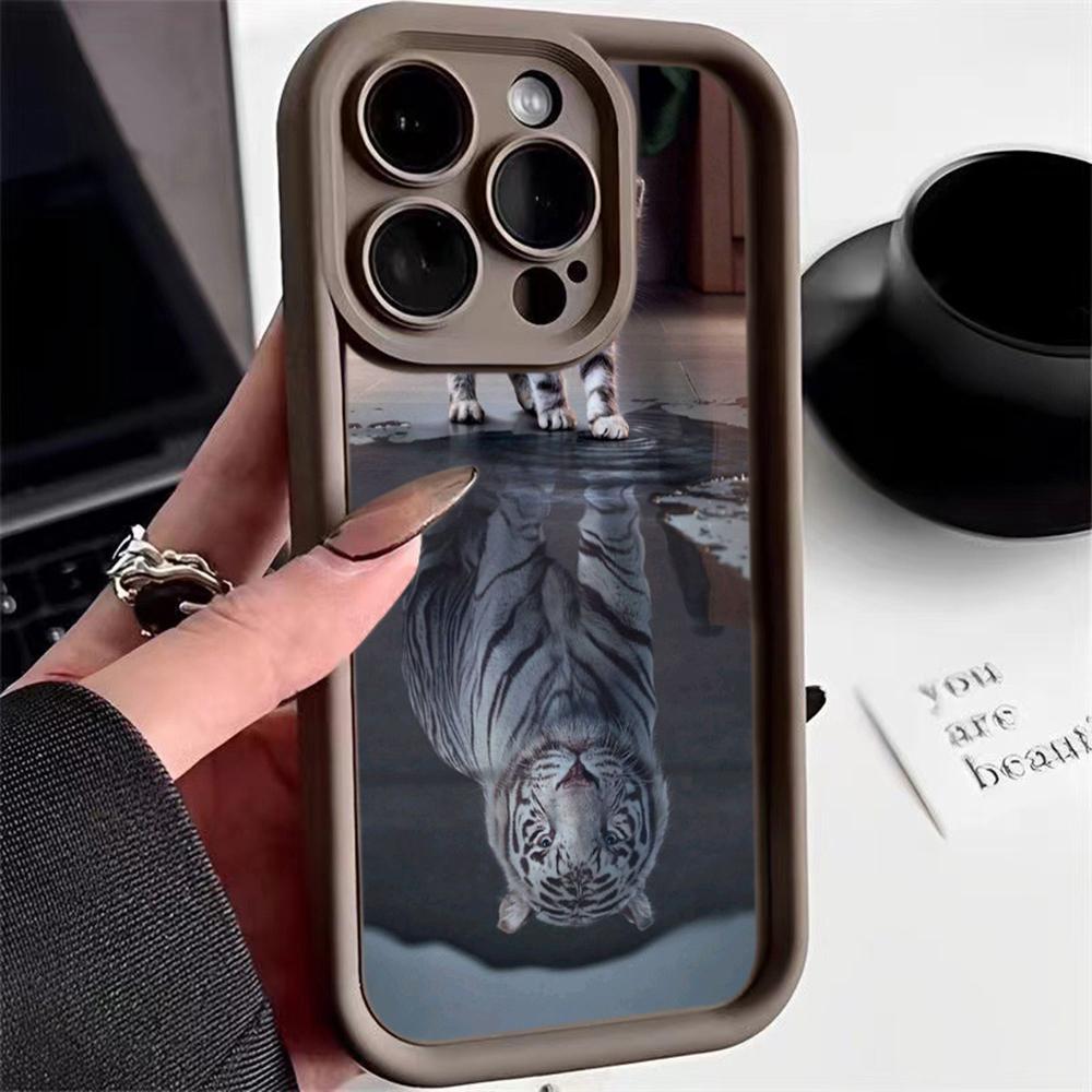 Ae86 Lion Black Design Art Ochronne Etui na Telefony Samsung S24 S23 S22 Ultra A15 A14 S21 FE A54 A12 A25 A35 A53 Angel Eyes TPU Tylna Obudowa