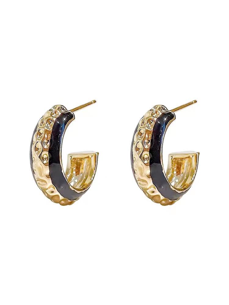 Black Queen Enamel Earrings: Gold-Plated Copper with 925 Silver Needle, Black & Gold High-End Drip Glaze Studs for Women.