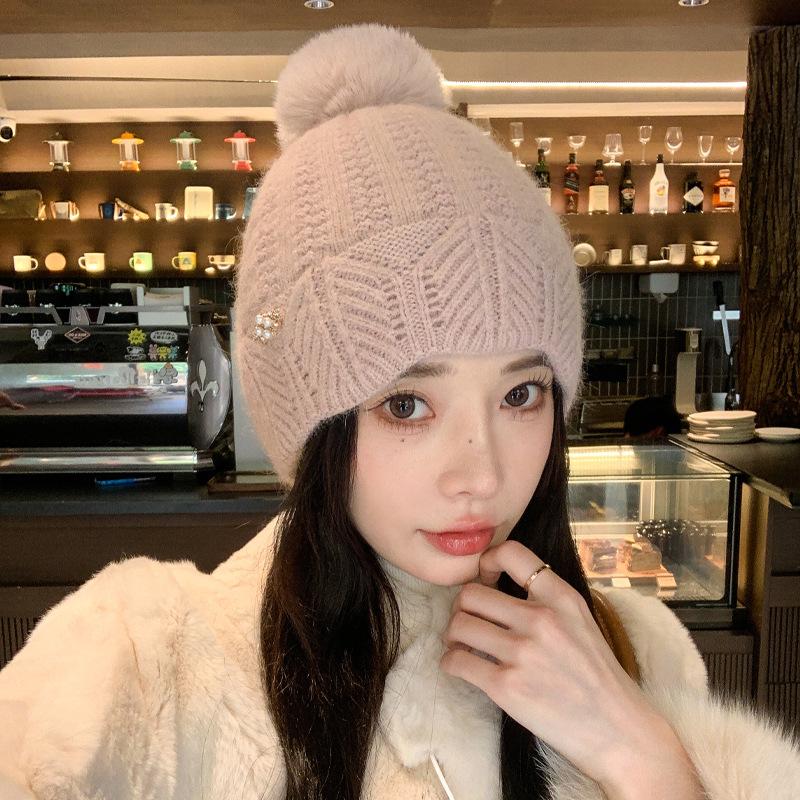 Korean Version of Autumn and Winter New Hat for Women's Pearl Diamond Mark Knitted Wool Hat for Winter Warm Wool Ball Ear Protection Hat Thick