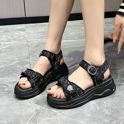Frühling und Sommer neue Sandalen Sportstil Ein-Riemen Open-Toe Sandalen mit dicker Sohle