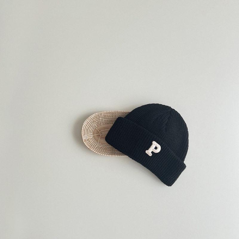 Korean Simple Letter P Logo Baby Knitted Wool Pullover Hat - Autumn & Winter Warm Melon Skin Baby Hat