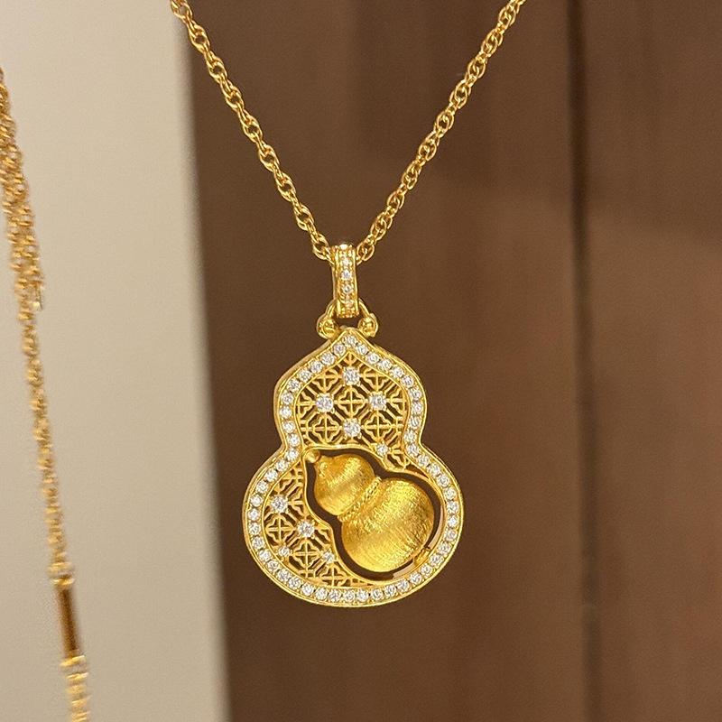 

Vintage diamonds inlaid elegant hollow out gourd pendant necklace Chinese style brushed sweater chain banquet jewelry gift 45cm золотой