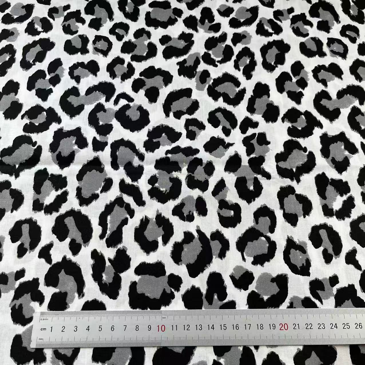 40s 100% Cotton Poplin Printed Fabric, 100GSM Leopard Print, Ideal for Shirts, Cloth Bags & DIY Crafts