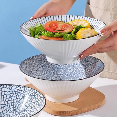 8-Zoll Bambushut Schüssel Set von 4: Kreative japanische Keramik-Nudelschalen mit großem Fassungsvermögen und unterglasurfarben.