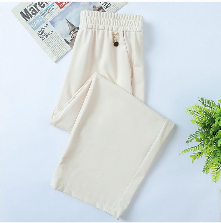 High-Waisted Tencel Pants for Middle-Aged and Elderly Women - Loose Fit, Slimming, Elastic Waistband, Casual Straight-Leg.
