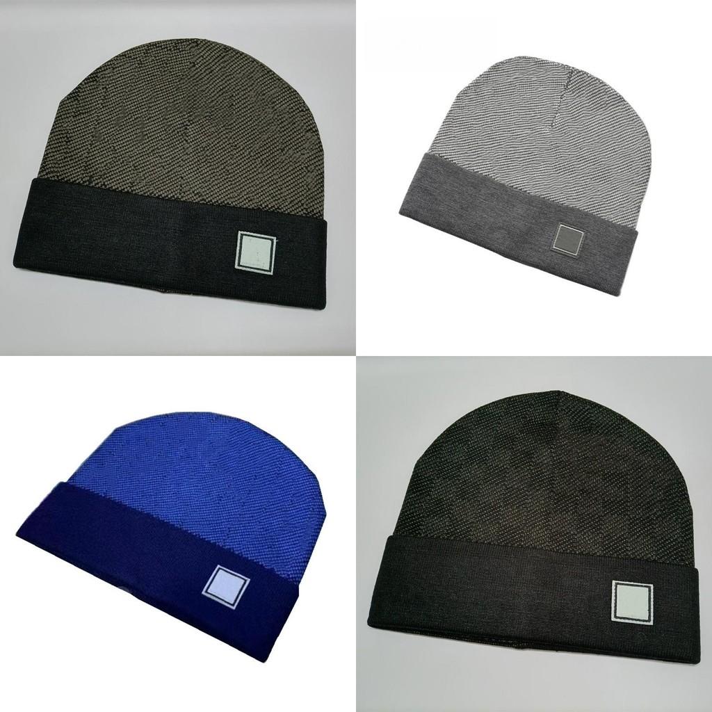 Designer Beanie Knit Hat With Thermal Fabric For Men And Women Winter Comfort