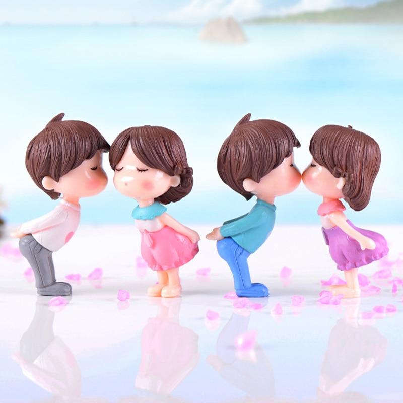 4 szt./2 pary Mini Urocze Figurki Zakochanej Pary Rękodzieło Miniaturowe Słodka Ozdoba Pocałunek Ozdoba Bajkowego Ogrodu Dekoracja Domu Dekoracja Ślubna