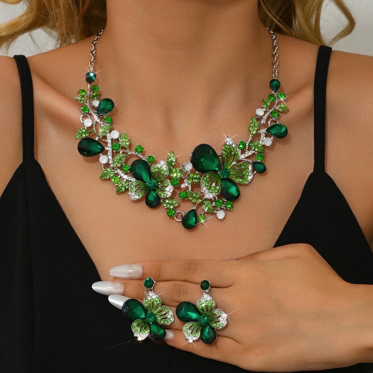 Luxurious Flower and Diamond Bridal Necklace Earring Set Wedding Banquet Red Carpet Cocktail Accessories