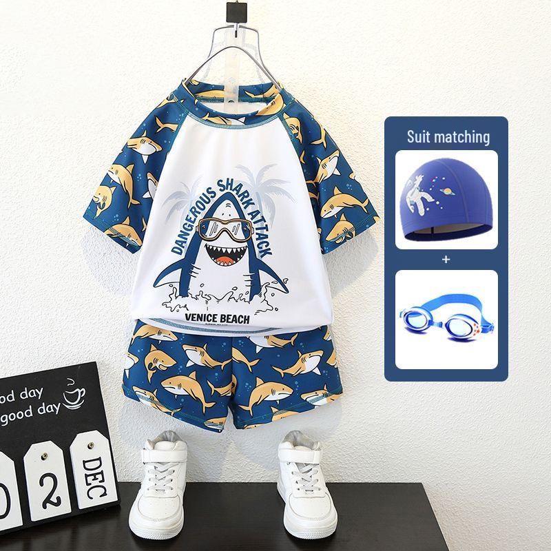 

2024 Boys Shark Print Two-Piece Quick-Dry Sun Protection Swimsuit Set 140 cm