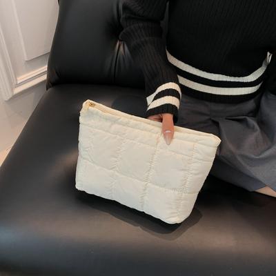 Women Cosmetic Bag Padded Quilted Makeup Storage Bag Large Capacity Makeup Organizer Bag Solid Color Travel Cosmetic Bag