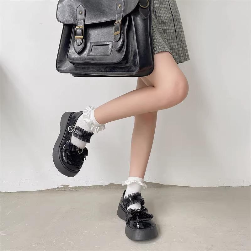 Fashion Fashion Japanese Women Patent Pumps Lolita JK Uniform Student Dress Shoes Autumn Women Black Thick Bottom Casual Mary Jane Shoes