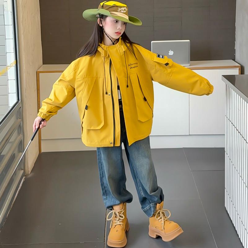 Девичья весенне-осенняя ветровка в корейском стиле с 3D-карманами - Новая коллекция 2025. 120 cm