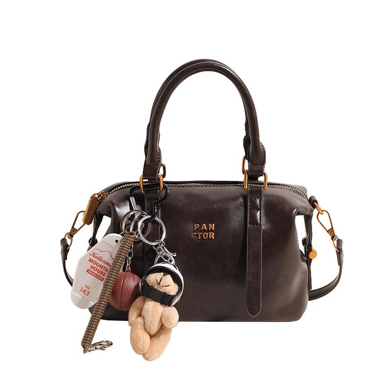 Retro popular messenger bag women's 2025 new autumn and winter shoulder handbag premium Boston pillow bag