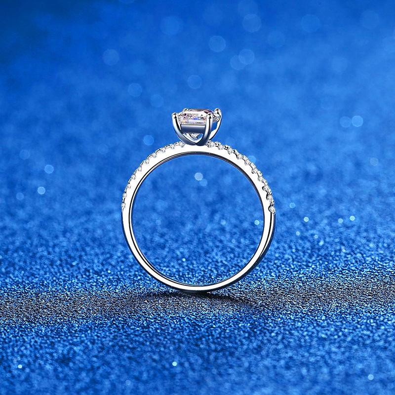 S925 Sterlingsilber Strahlender Schliff Moissanit Smaragd Ring für Damen - Stapelbarer Hochzeits- und Diamantring