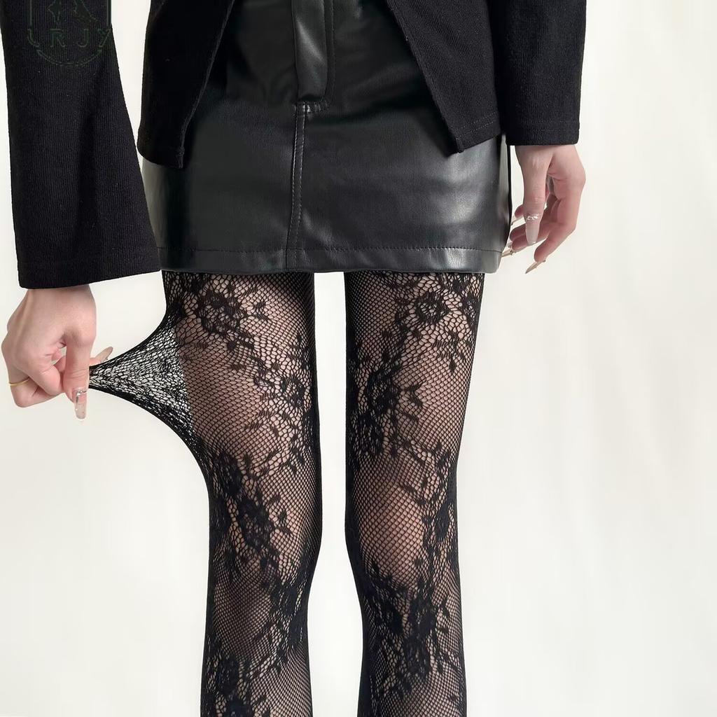 Vintage Hollowed-Out Floral Lace Babes Jacquard Net Socks Y2K Fishnet Socks Black Sexy Bottom Socks Women 6235