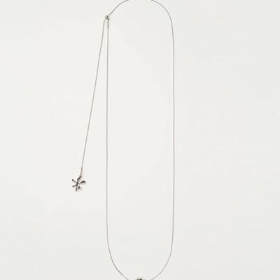 Celostříbrný měsíčkový náhrdelník