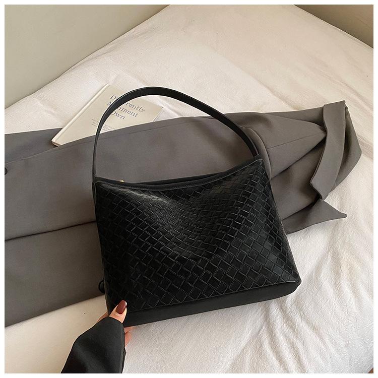 Сумка Женская Зимняя Новая Мода Нишевая Сумка-тоут Простая Повседневная Сумка под Мышку