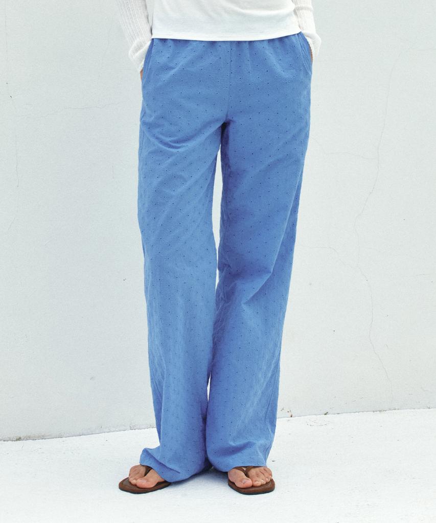 Banwonateullie P3301 Flower Embroidery Pants_Cobalt Blue