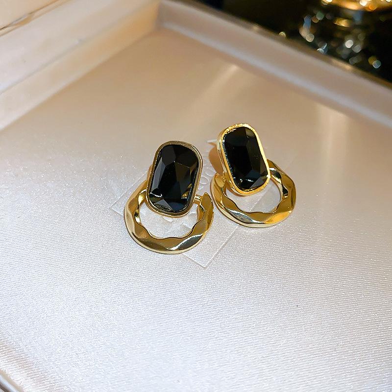 Black Enamel Oil Drop Butterfly Earrings Retro Versatile High-end Stud Earrings Niche Earrings Women