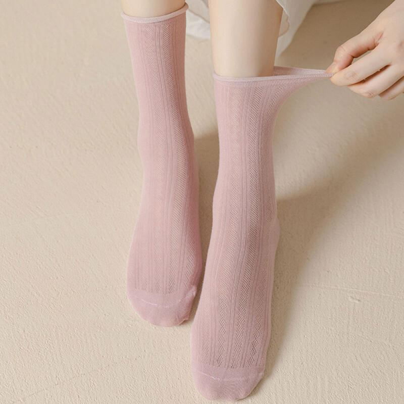 (1+1) UT Dol Dol Thin Cotton See-Through Socks Beige + Beige