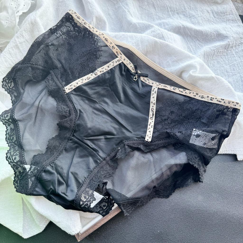 Women's Summer Light Luxury Senior Sense Satin Ice Screen Leopard Print Edge Briefs