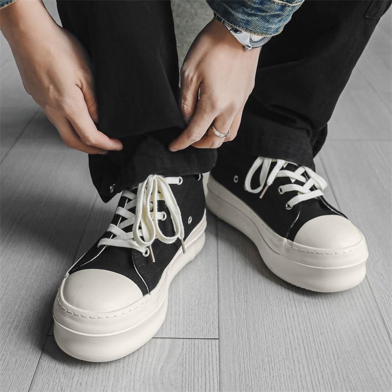 2025 New Men's Lace-Up Sneakers Casual Shoes Thick Sole Comfortable Walking Shoes Male Athletic Skate Footwear