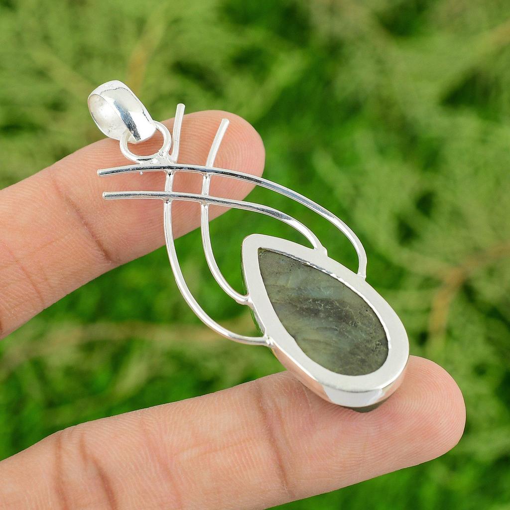 Labradorite Rough Gemstone 925 Silver Bezel Boho Third Eye Chakra Trendy Pendant