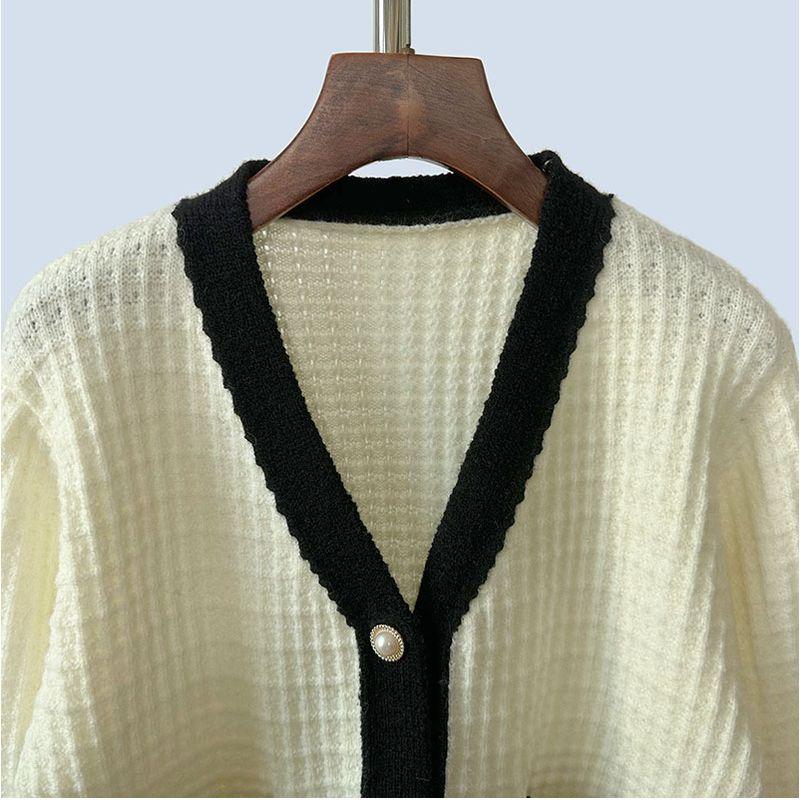 2025 Autumn and Winter New Women clothes Long sleeve Woolen Sweater Women's Loose V-neck Single-Breasted Temperament Cardigan Outerwear