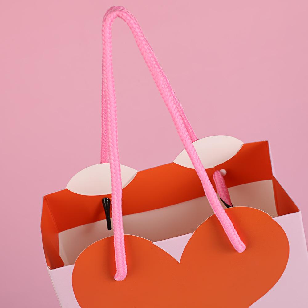 12/30pcs Heart Paper Tote Bags Recyclable Gift Bags for Wedding Birthday Valentine Party Favors Candy Cookies