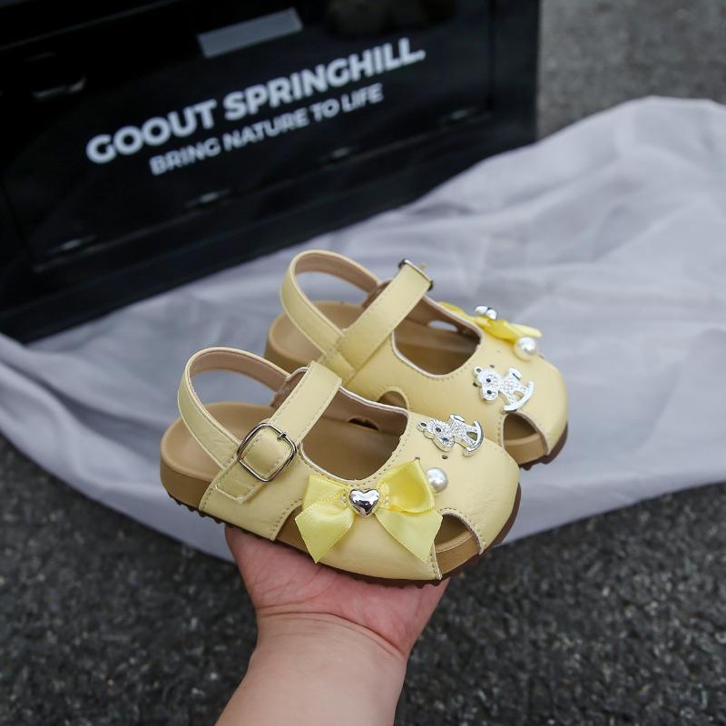 Kids Bowknot Decor Closed Toe Buckle Sandals 22