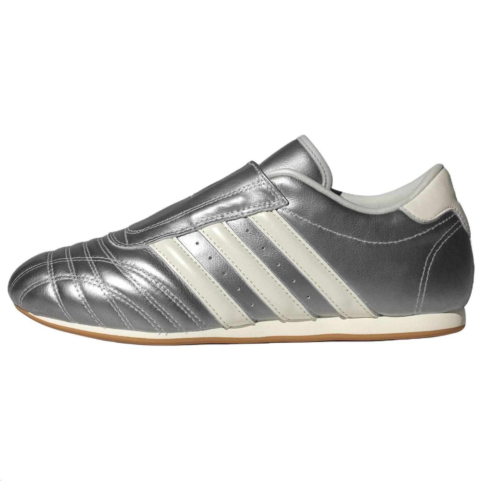 (WMNS) adidas Taekwondo sports Silver Metallic Women s JS4023 EU 36