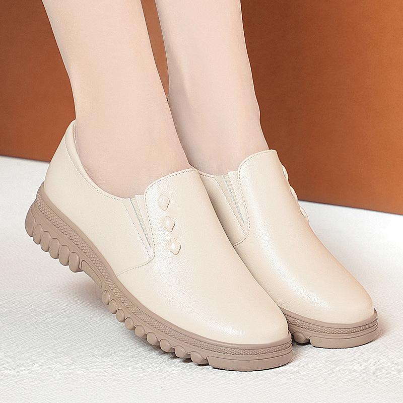 Fashion Spring New Women Fashion Casual Shoes Comfortable Mothers Popular Low Heeled Famous Brand Leather Shoes Luxury Goods Women Shoe